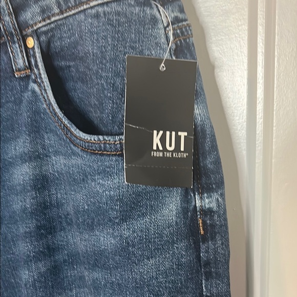 Kut from the Kloth Blue Relaxed Jeans with Lived-In Look - Picture 3 of 14